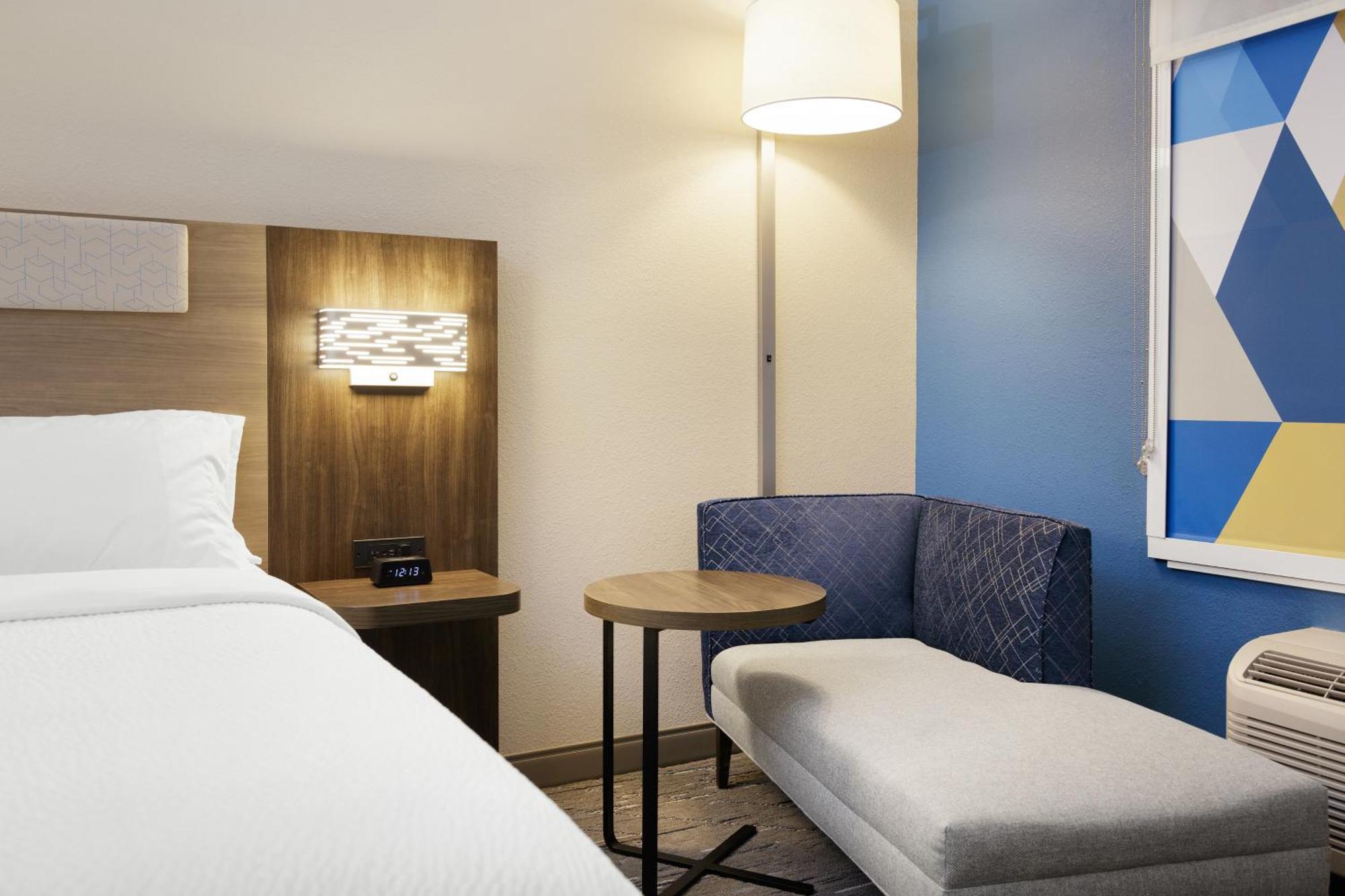 Holiday Inn Express - South Haven By Ihg מראה חיצוני תמונה